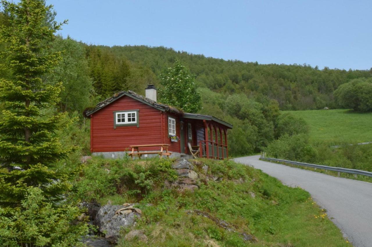 Apartamento Hesthaug Gard Eidsdal Exterior foto